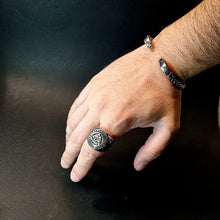 Cargar imagen en el visor de la galería, Anillo Valknut de Acero Inoxidable