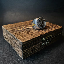 Cargar imagen en el visor de la galería, Anillo Valknut de Acero Inoxidable