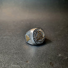 Cargar imagen en el visor de la galería, Anillo Valknut de Acero Inoxidable