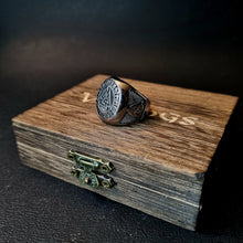 Cargar imagen en el visor de la galería, Anillo Valknut de Acero Inoxidable