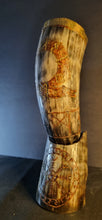 Cargar imagen en el visor de la galería, Cuerno Vikingo Personalizable | 8oz | 12oz | 16 oz