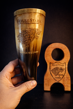 Cargar imagen en el visor de la galería, Cuerno Vikingo de Game of Thrones - House Stark