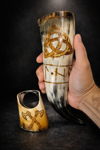 Cargar imagen en el visor de la galería, Cuerno Vikingo Personalizable | 8oz | 12oz | 16 oz