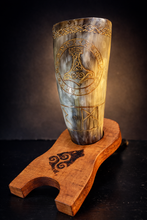 Cargar imagen en el visor de la galería, Cuerno Vikingo Personalizable | 8oz | 12oz | 16 oz