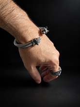Cargar imagen en el visor de la galería, Brazalete Sköll y Hati