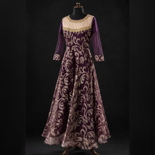 Cargar imagen en el visor de la galería, Vestido Medieval La Dama de Ámbar