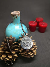 Cargar imagen en el visor de la galería, Pentáculo de Acero Inoxidable | símbolo Celta| - Reino Vikingo GT - celta - Medallón