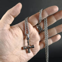 Cargar imagen en el visor de la galería, Mjolnir Cruz de Lobo - Reino Vikingo GT - acero inoxidable, colgante, nuevo - Colgante