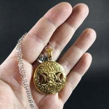 Cargar imagen en el visor de la galería, Árbol de la Vida - Reino Vikingo GT - colgante, edicion limitada, Shield Maiden - Colgante