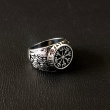 Cargar imagen en el visor de la galería, Anillo Vegvisir de Acero Inoxidable - Reino Vikingo GT - anillos - Anillos