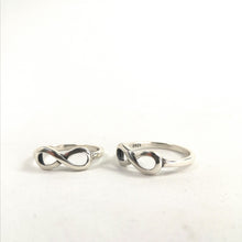 Cargar imagen en el visor de la galería, Anillo Del Infinito de Plata Esterlina 925 - Reino Vikingo GT - anillos, Plata 925, Premium, Shield Maiden - Anillos