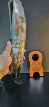 Cargar imagen en el visor de la galería, Cuerno Vikingo Personalizable | 8oz | 12oz | 16 oz
