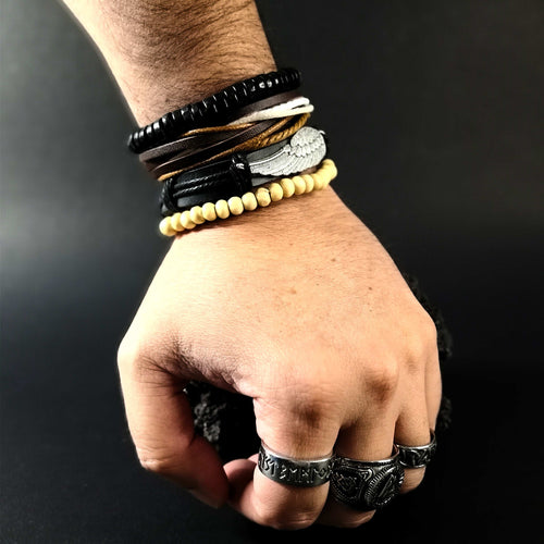 Brazalete de Cuero Pluma de Halcon - Reino Vikingo GT - brazalete, cuero - Brazalete